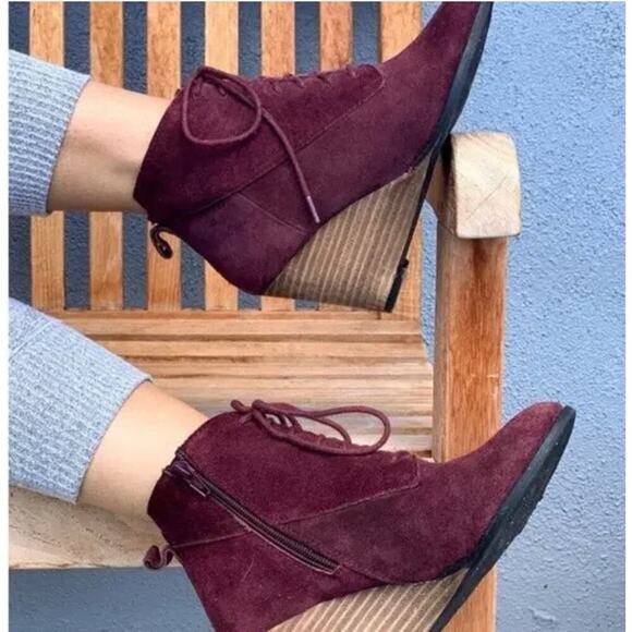 Diba Shoes - New with Tags Diba Stitch Fix Blake Suede Bootie Burgundy Wedge SZ 9